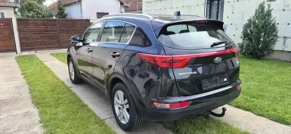 Negru Utilizat 2017 Kia Sportage 2 SUV | 12.999 EUR (Preț OK) - Imagine 1/4