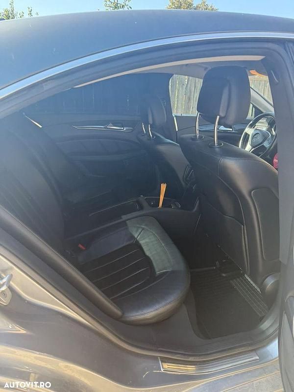 Culoaregri Utilizat 2011 Mercedes CLS250 Coupe | 12.000 EUR - Imagine 1/4