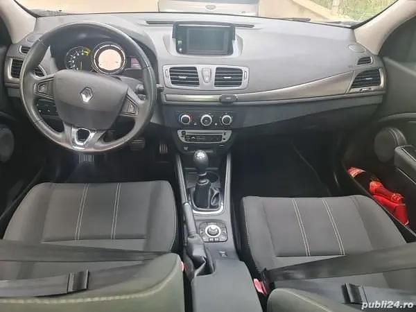 Second-hand Renault Mégane 130 CP (95 kW) 2014 Negru Berlinǎ