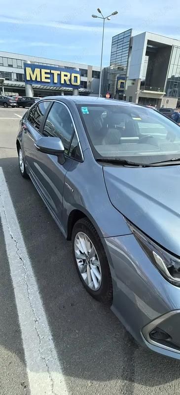 Utilizat 2019 Toyota Corolla Berlinǎ | 17.800 EUR (Puțin scump) - Imagine 1/4