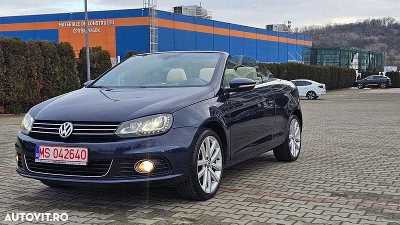Second-hand VW Eos Exclusive 160 CP (117 kW) 2015 Culoarealbastru Cabrio