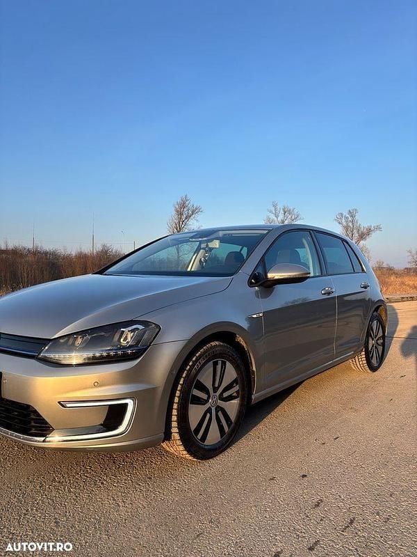 Second-hand VW e-Golf 88 kW (120 CP) 2016 Culoaregri Hatchback