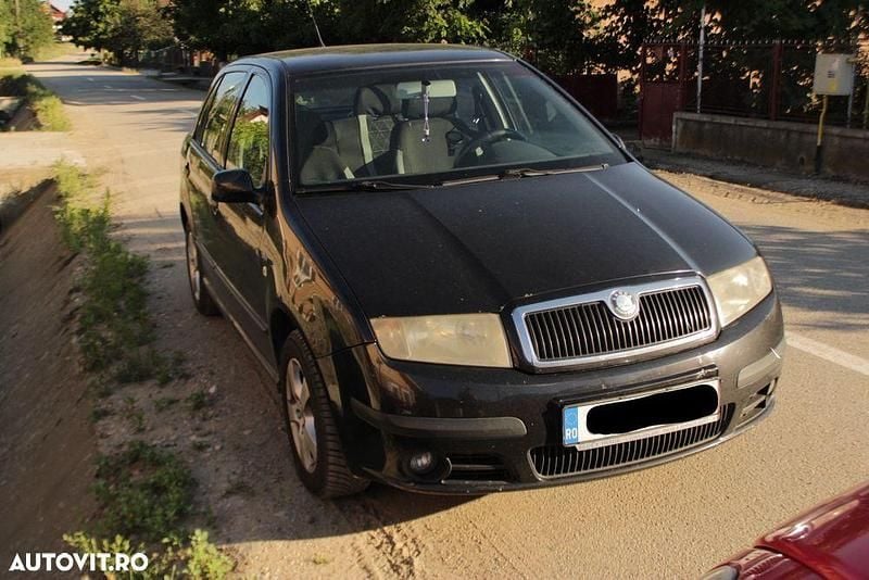 Culoarenegru Utilizat 2005 Skoda Fabia Elegance | 1.500 EUR (Preț bun) - Imagine 1/1