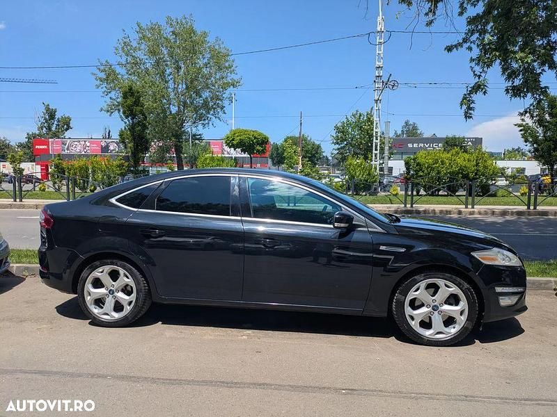 Negru Utilizat 2013 Ford Mondeo Titanium Berlinǎ | 6.200 EUR - Imagine 1/4