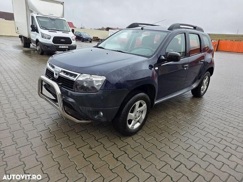 Culoarealbastru Utilizat 2011 Dacia Duster SUV | 6.450 EUR (Preț OK) - Imagine 1/4