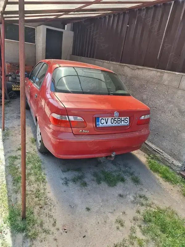 Utilizat 2009 Fiat Albea Berlinǎ | 1.300 EUR - Imagine 1/4