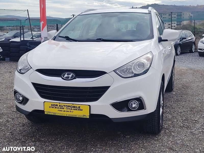 Culoarealb Utilizat 2013 Hyundai ix35 Comfort SUV | 7.299 EUR (Preț OK) - Imagine 1/4