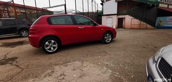 Second-hand Alfa Romeo 147 125 CP (91 kW) 2008 Visiniu Hatchback