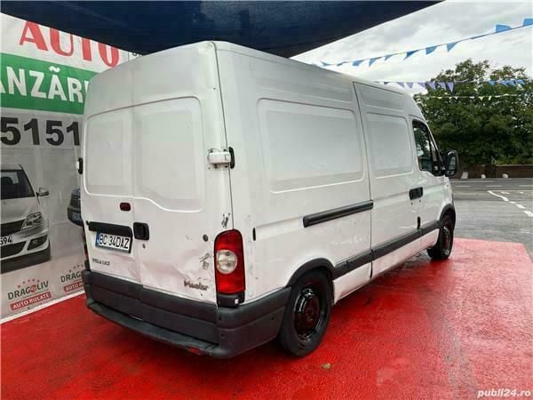 Second-hand Renault Master 120 CP (88 kW) 2007 Alb Van