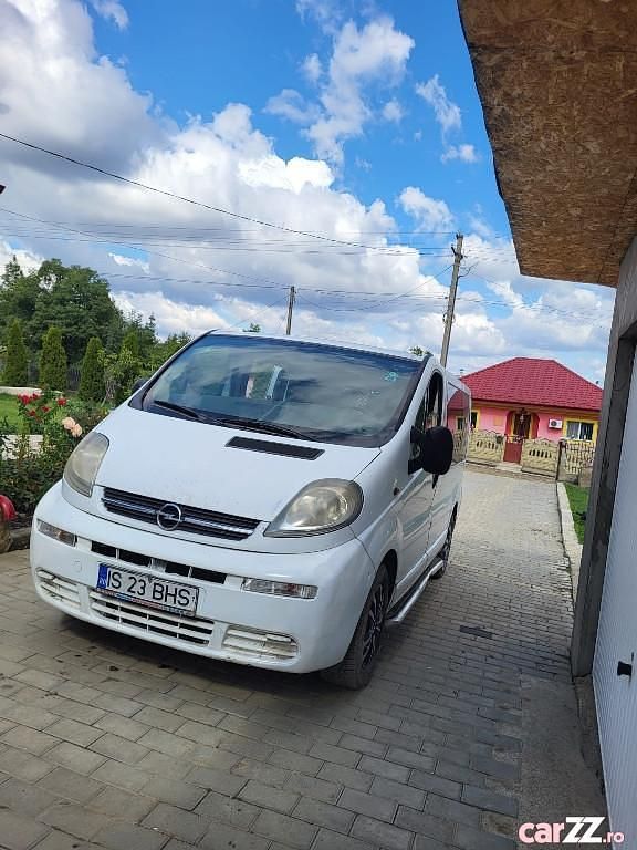Utilizat 2008 Opel Vivaro Van | 4.500 EUR (Super Preț) - Imagine 1/3