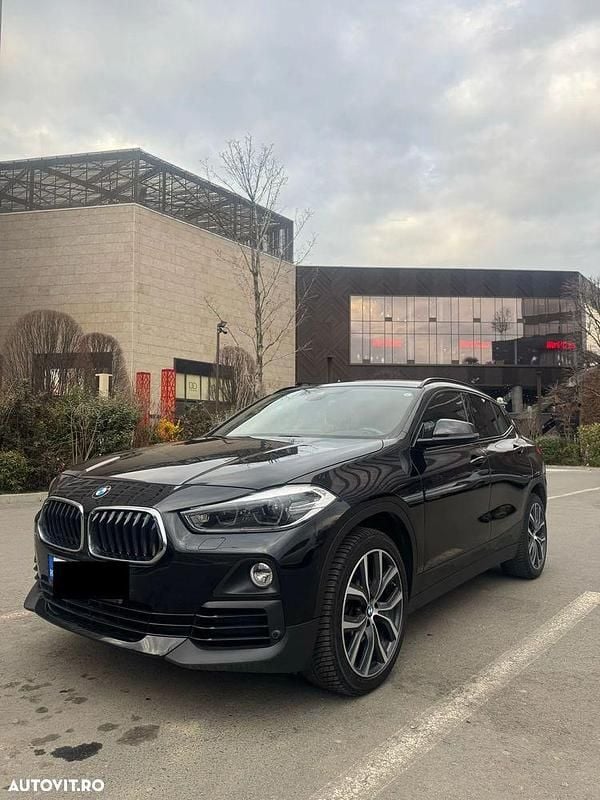 Culoarenegru Utilizat 2019 BMW X2 Shadowline SUV | 19.500 EUR (Preț bun) - Imagine 1/4