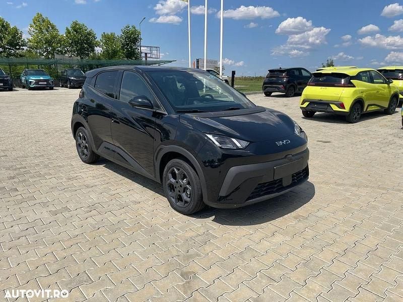 Nouă BYD Dolphin 64 kW (88 CP) 2025 Galbeuriu Hatchback