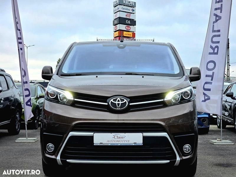 Second-hand Toyota Proace 177 CP (130 kW) 2024 Culoaremaro Monovolum