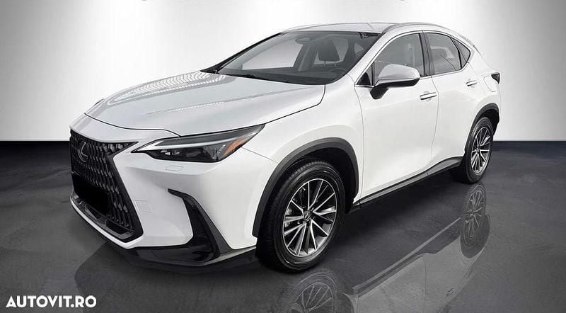 Second-hand Lexus NX350h 244 CP (179 kW) 2023 Culoarealb SUV