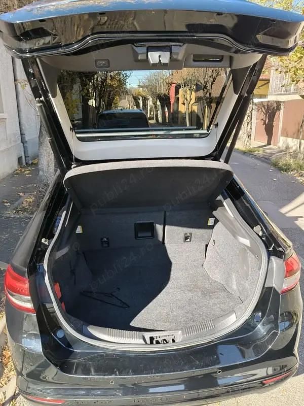 Utilizat 2019 Ford Mondeo Berlinǎ | 13.800 EUR (Preț OK) - Imagine 1/4