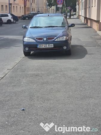 Utilizat 2001 Renault Mégane Berlinǎ | 750 EUR - Imagine 1/4