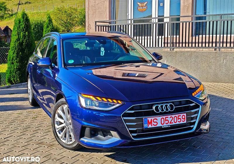 Culoarealbastru Utilizat 2020 Audi A4 Advanced Break | 16.700 EUR (Preț bun) - Imagine 1/4