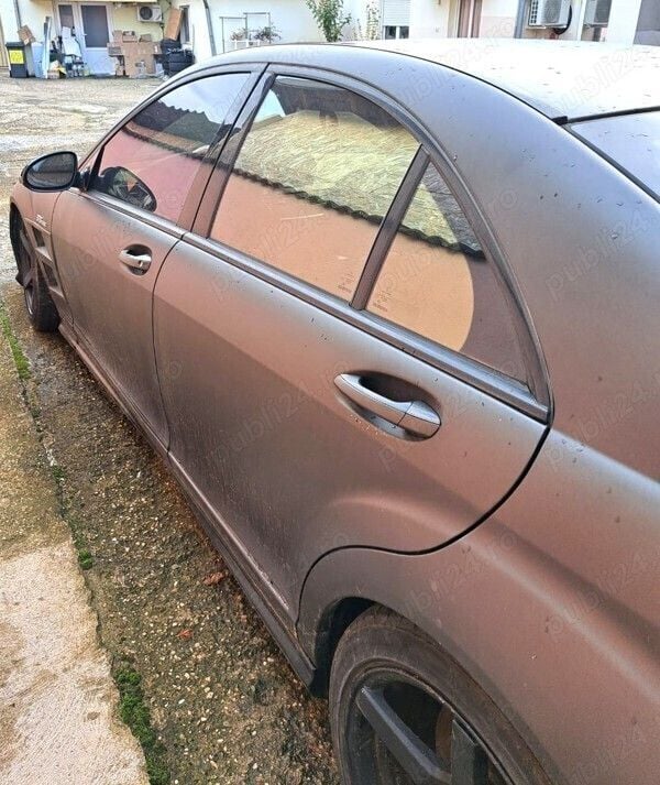 Utilizat 2008 Mercedes 500 | 9.600 EUR - Imagine 1/4