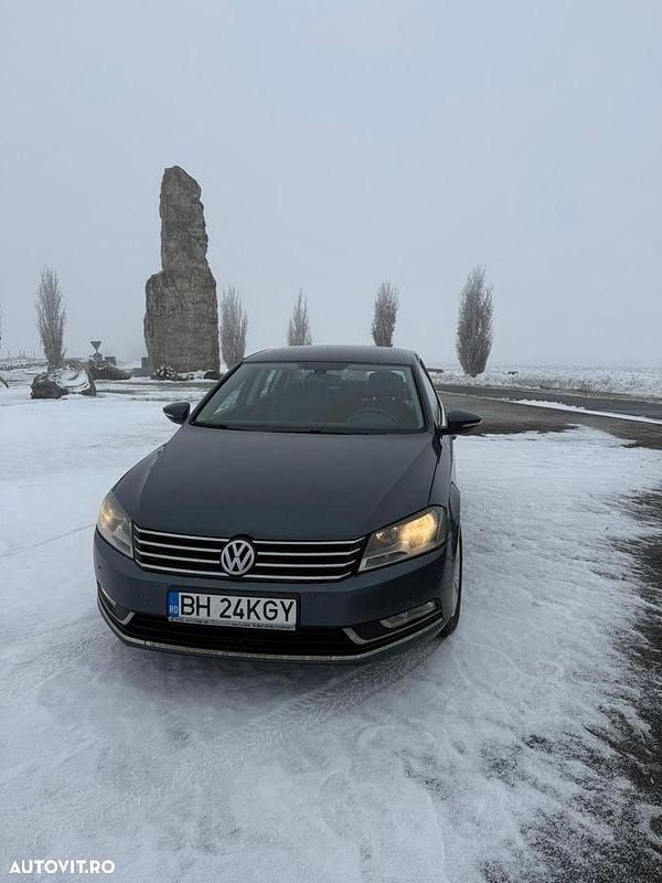 Second-hand VW Passat Comfortline 140 CP (102 kW) 2014 Culoaregri Berlinǎ