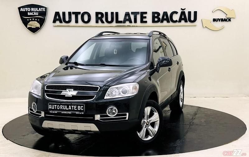 Culoarenegru Utilizat 2009 Chevrolet Captiva SUV | 5.490 EUR - Imagine 1/4