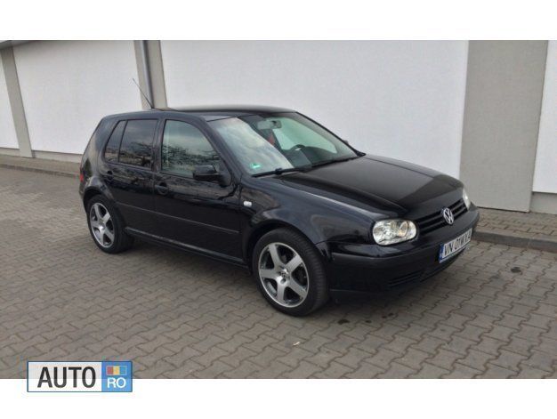 Negru Utilizat 2003 VW Golf IV Hatchback | 1.850 EUR (Preț OK) - Imagine 1/4