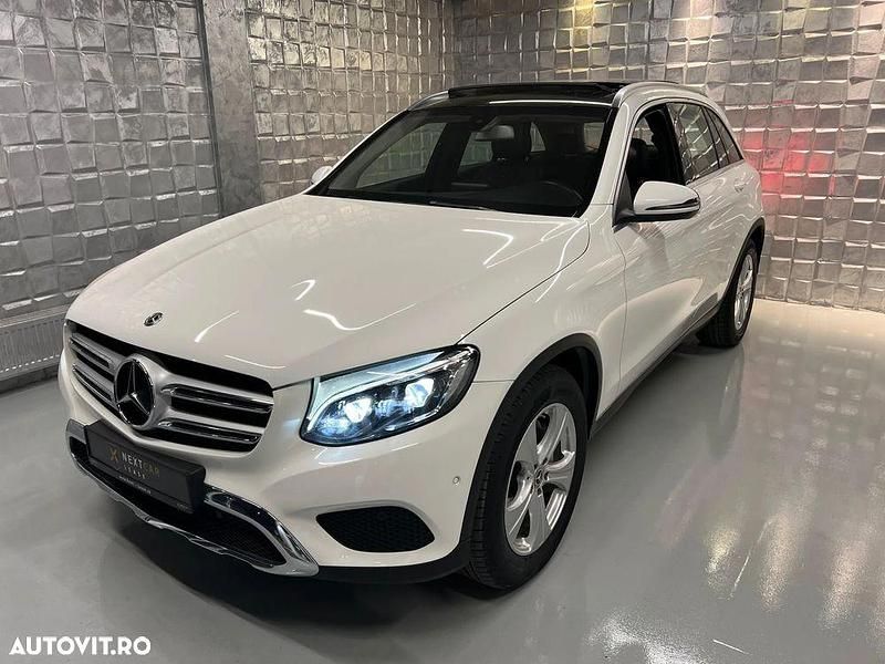 Culoarealb Utilizat 2018 Mercedes GLC220 SUV | 25.990 EUR - Imagine 1/4
