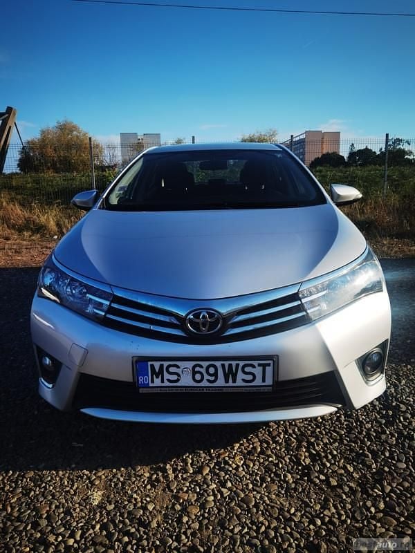 Second-hand Toyota Corolla Luna 132 CP (97 kW) 2016 Gri Berlinǎ