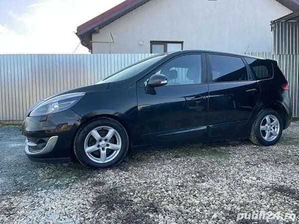 Utilizat 2012 Renault Scénic III Monovolum | 4.300 EUR (Preț OK) - Imagine 1/4