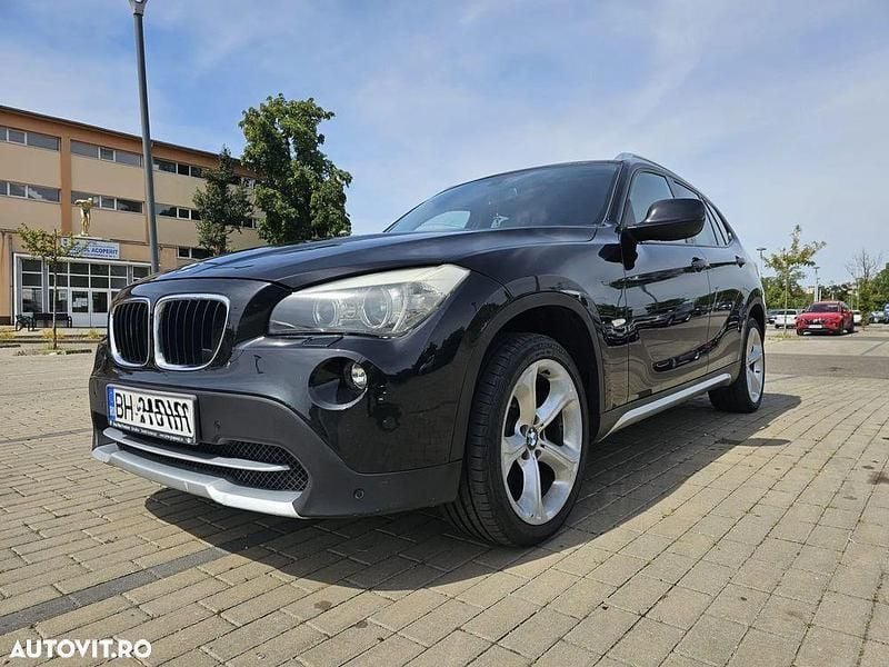 Negru Utilizat 2011 BMW X1 SUV | 8.000 EUR (Preț bun) - Imagine 1/4
