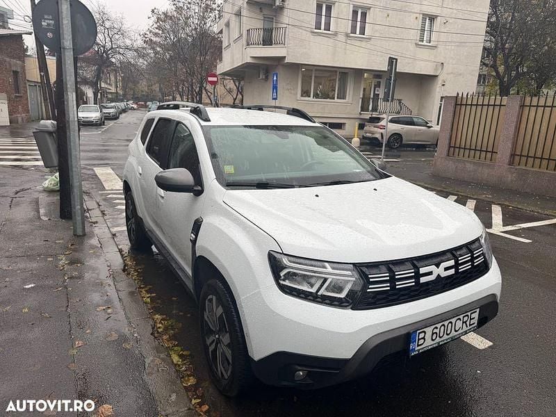Culoarealb Second-hand 2023 Dacia Duster SUV | 14.200 EUR (Preț OK) - Imagine 1/4