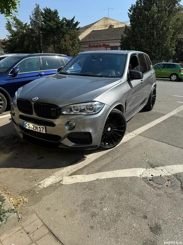 Gri Utilizat 2018 BMW X5 SUV | 36.000 EUR (Preț bun) - Imagine 1/4