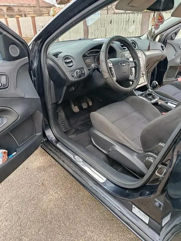 Second-hand Ford Mondeo 140 CP (102 kW) 2007 Berlinǎ