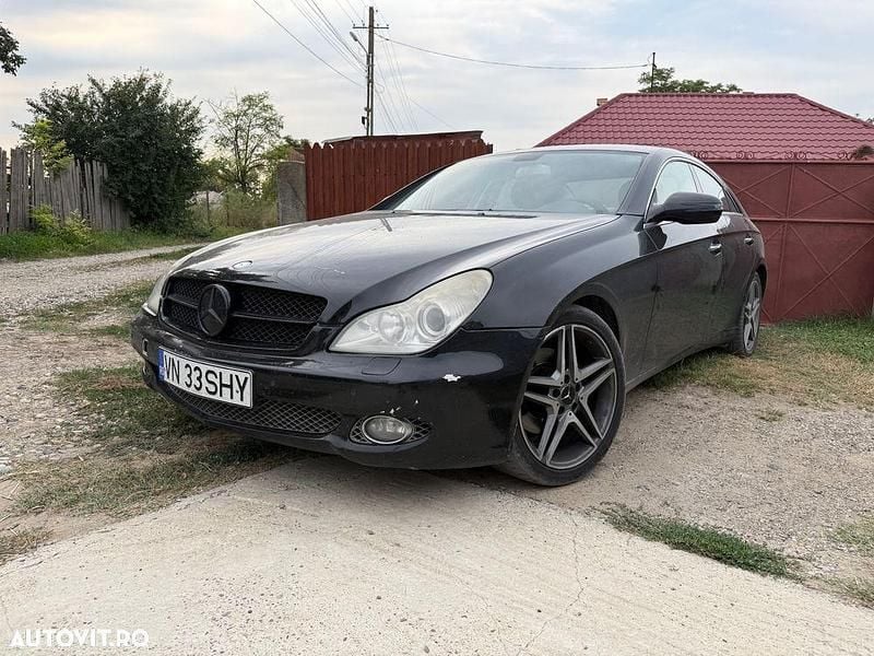 Culoarenegru Utilizat 2008 Mercedes CLS320 Berlinǎ | 5.200 EUR - Imagine 1/4