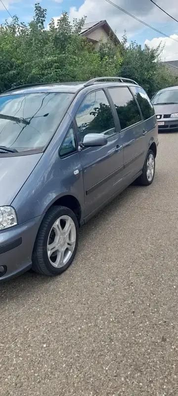 Utilizat 2009 Seat Alhambra Monovolum | 3.000 EUR - Imagine 1/4