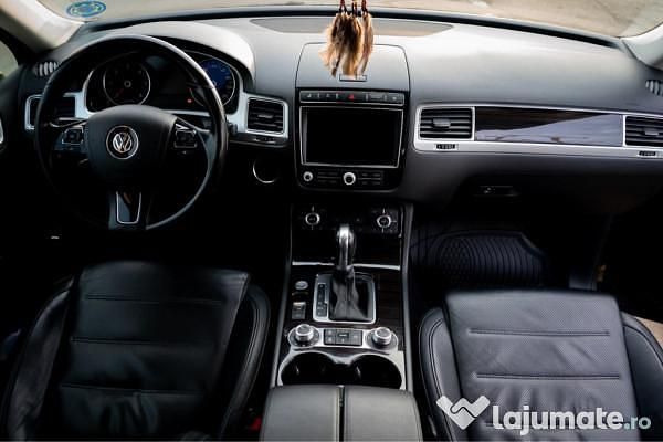 Negru Utilizat 2016 VW Touareg SUV | 19.000 EUR - Imagine 1/4