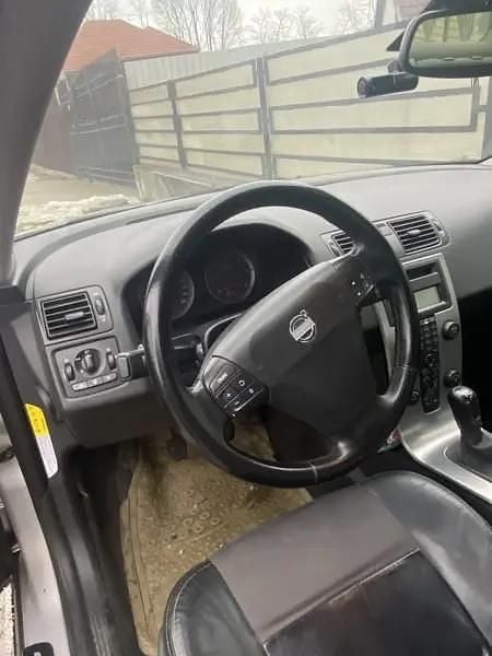 Second-hand Volvo S40 136 CP (100 kW) 2005 Gri Berlinǎ