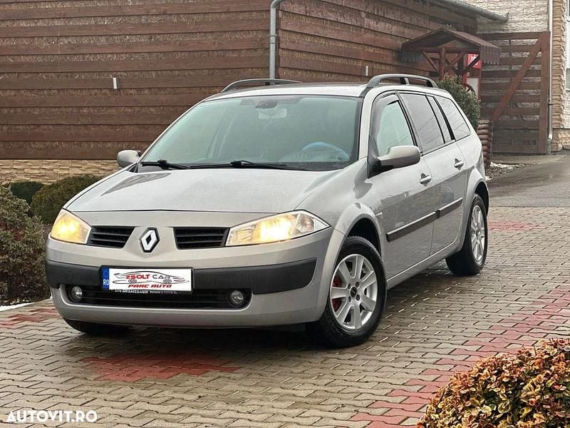 Culoaregri Second-hand 2005 Renault Mégane II Authentique Break | 1.495 EUR (Preț OK) - Imagine 1/4