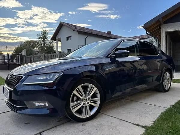 Utilizat 2017 Skoda Superb Berlinǎ | 18.950 EUR - Imagine 1/4