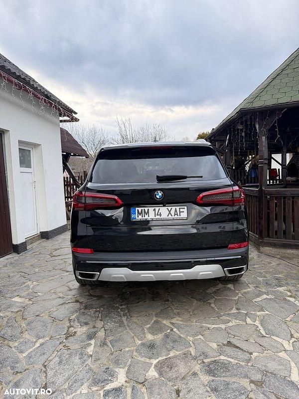Second-hand BMW X5 265 CP (194 kW) 2019 Culoarenegru SUV