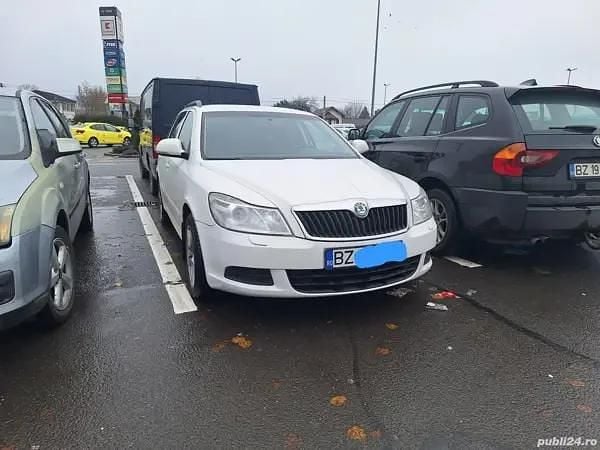 Utilizat 2012 Skoda Octavia Break | 4.500 EUR (Preț OK) - Imagine 1/3