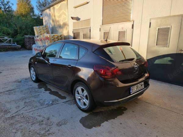 Maro Utilizat 2016 Opel Astra Hatchback | 6.200 EUR (Preț OK) - Imagine 1/3