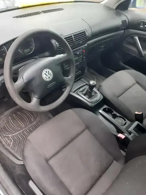 Utilizat 2003 VW Passat Berlinǎ | 1.650 EUR (Preț OK) - Imagine 1/4