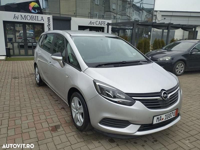 Culoareargint Second-hand 2018 Opel Zafira Active Monovolum | 7.990 EUR (Preț bun) - Imagine 1/4