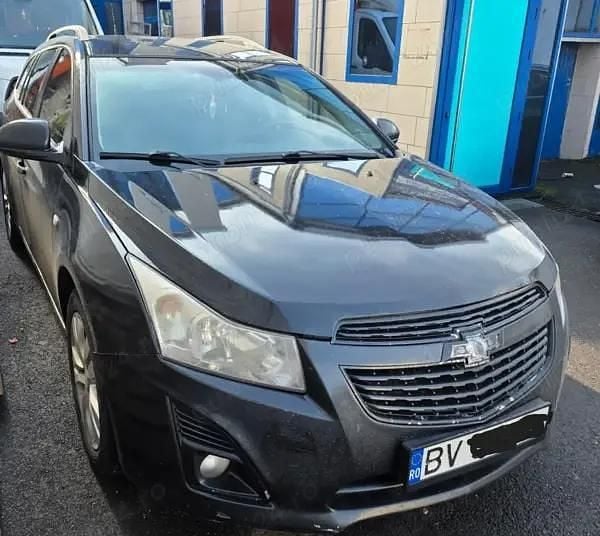Second-hand Chevrolet Cruze 163 CP (119 kW) 2012 Negru Break