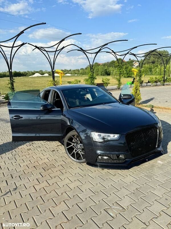 Albastru Utilizat 2014 Audi A5 Sportback Coupe | 15.800 EUR (Puțin scump) - Imagine 1/4