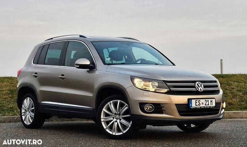 Culoaremaro Utilizat 2014 VW Tiguan Sportline SUV | 9.800 EUR (Super Preț) - Imagine 1/4