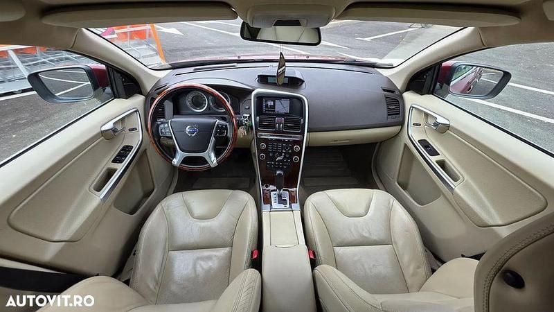 Culoarealte culori Utilizat 2010 Volvo XC60 Summum SUV | 8.900 EUR (Preț OK) - Imagine 1/4