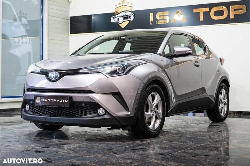 Culoarealb Utilizat 2018 Toyota C-HR SUV | 17.999 EUR (Puțin scump) - Imagine 1/4