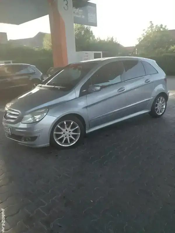 Utilizat 2005 Mercedes A180 Hatchback | 1.350 EUR - Imagine 1/4
