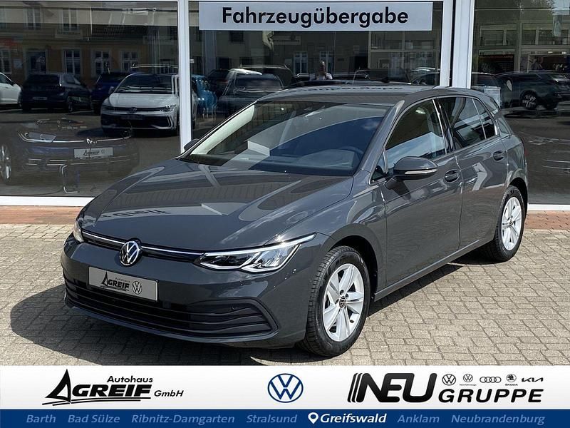 Utilizat 2022 VW Golf VIII Life | 25.716 EUR (Scump) - Imagine 1/1